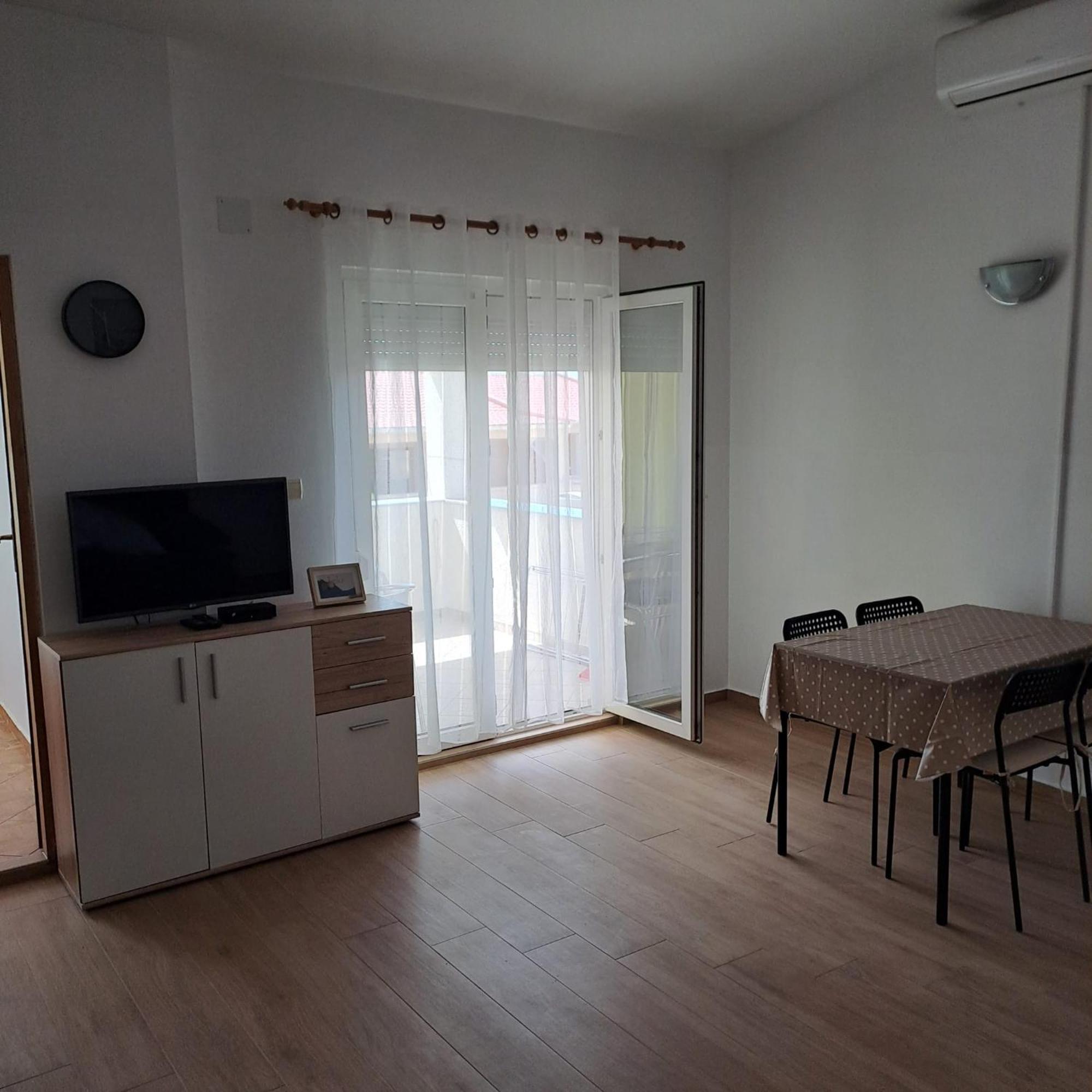 Apartments Cecilija Повляна Екстер'єр фото